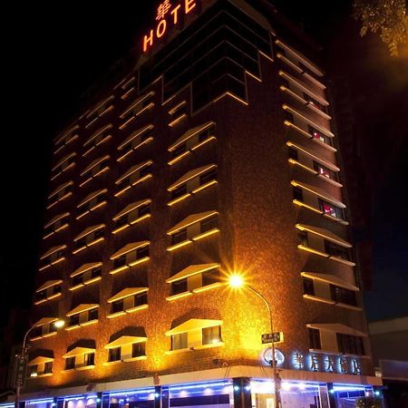Huahou Hotel เกาสง ภายนอก รูปภาพ